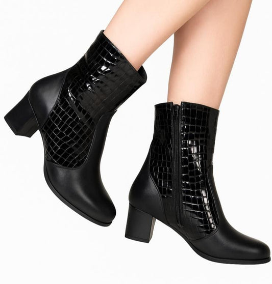 Ghete damă elegante negre din piele naturală cu imprimeu croco și toc gros 5 cm