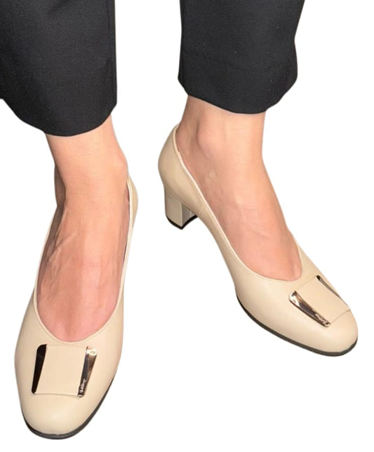 Pantofi eleganți bej din piele naturală cu toc gros de 5 cm – confort și stil pentru fiecare zi