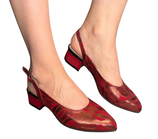 Sandale roșii damă din piele naturală – toc jos 3 cm, finisaj metalizat, stil modern