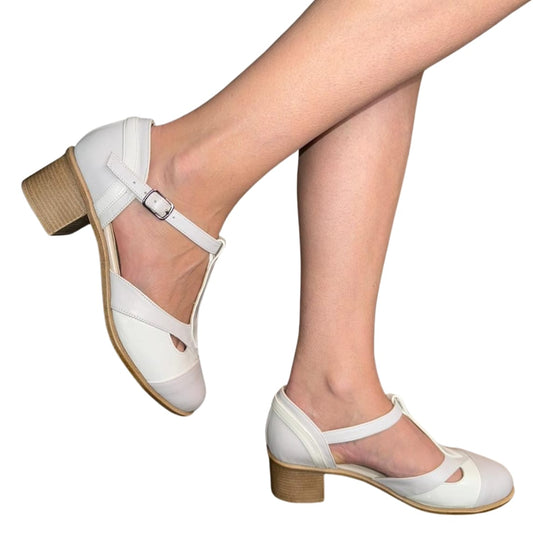 Sandale crem din piele naturală – stil retro cu închidere T-bar, toc gros 4 cm