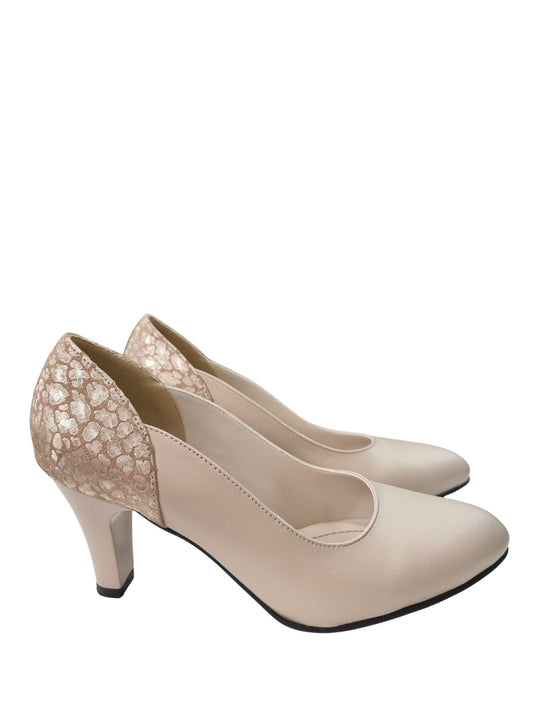 Pantofi eleganți damă bej cu toc 7 cm și detaliu texturat spate – piele naturală