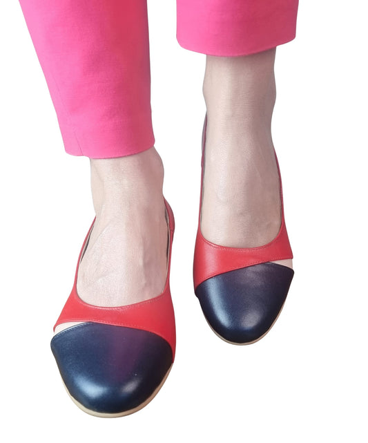 Sandale Slingback Din Piele Roșii cu Vârf Negru și Toc Mic – 3 cm