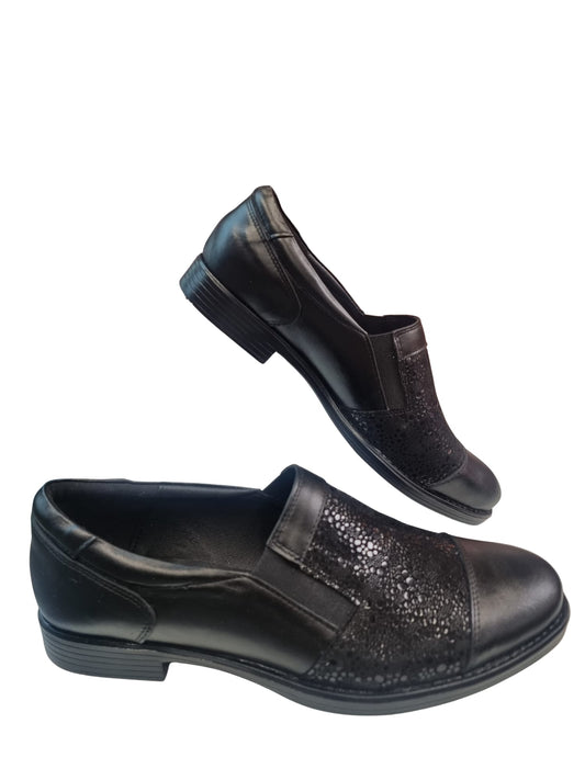 Pantofi casual damă din piele naturală neagră – model clasic cu șiret