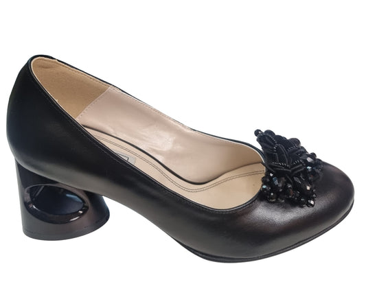 Pantofi Eleganți Din Piele Neagră cu Aplicație și Toc Sculptural – 5.5 cm