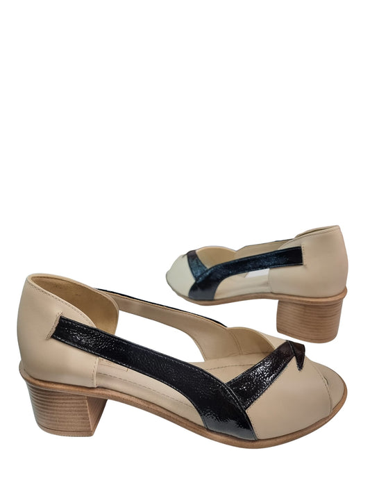 Sandale damă bej cu detaliu negru, piele naturală, toc gros 4 cm