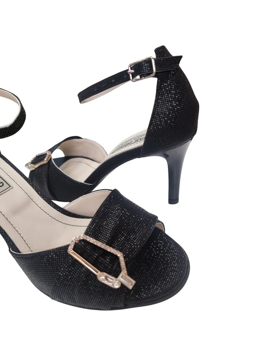 Sandale negre elegante cu toc de 7 cm și baretă subțire – decor glam cu pietre
