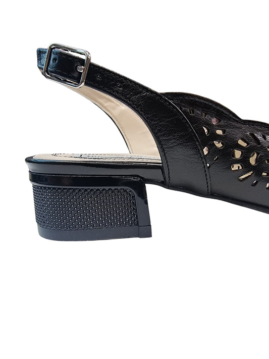 Pantofi decupați negri cu toc de 3 cm și model perforat – eleganță cu confort zilnic