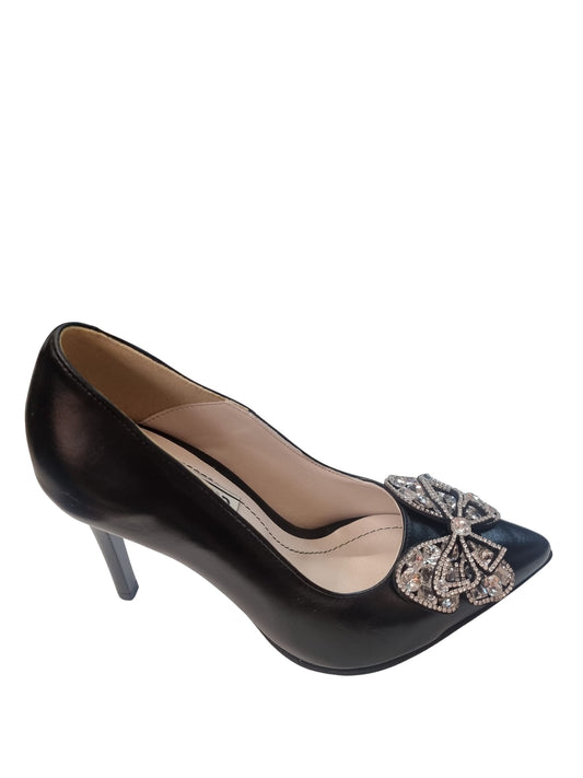 Pantofi eleganți din piele neagră cu fundiță strălucitoare și toc de 9 cm