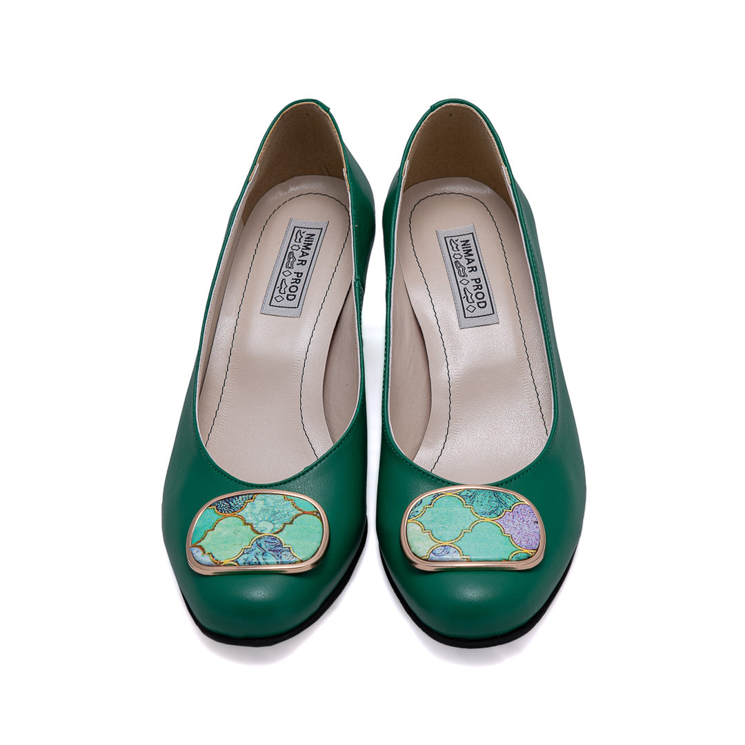 Pantofi verzi din piele naturală cu toc gros de 5 cm – detaliu floral elegant