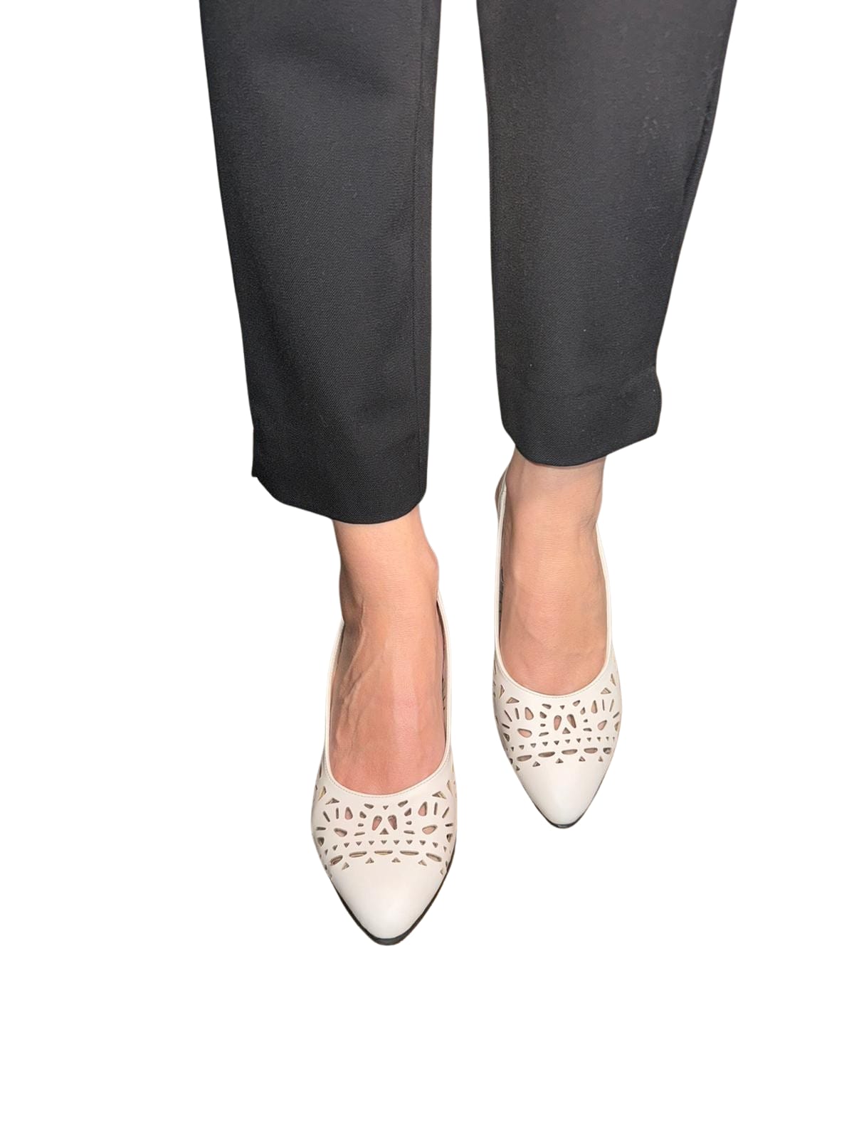 Sandale elegante din piele naturală, perforate, cu toc de 7 cm – aerisite, comode și rafinate