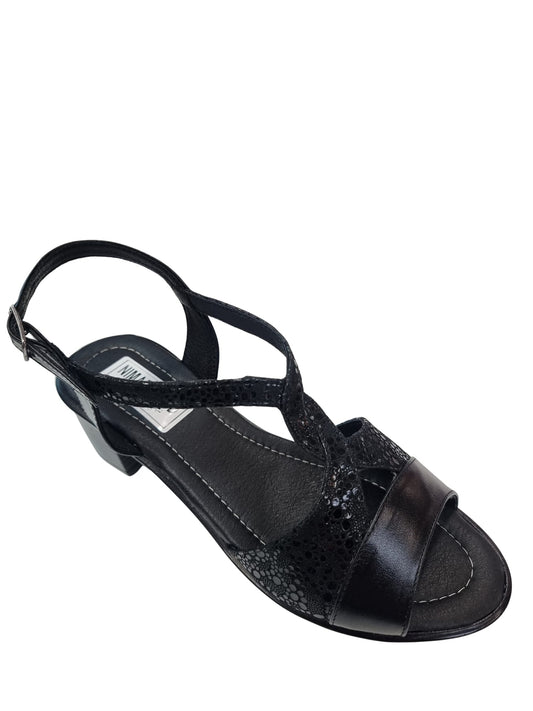 Sandale Elegante Din Piele Neagră cu Model Texturat și Toc Mic – 4 cm