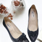 Pantofi eleganți negri din piele naturală cu aplicație decorativă și toc 7 cm