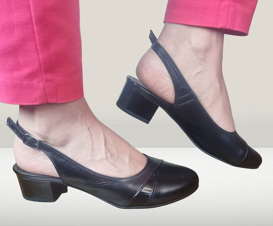 Sandale Elegante Slingback din Piele Neagră cu Toc Mic – 4.5 cm
