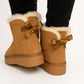 Ghete călduroase cu fundiță la spate camel – blană sintetică, talpă groasă 3/4 cm (35–40)