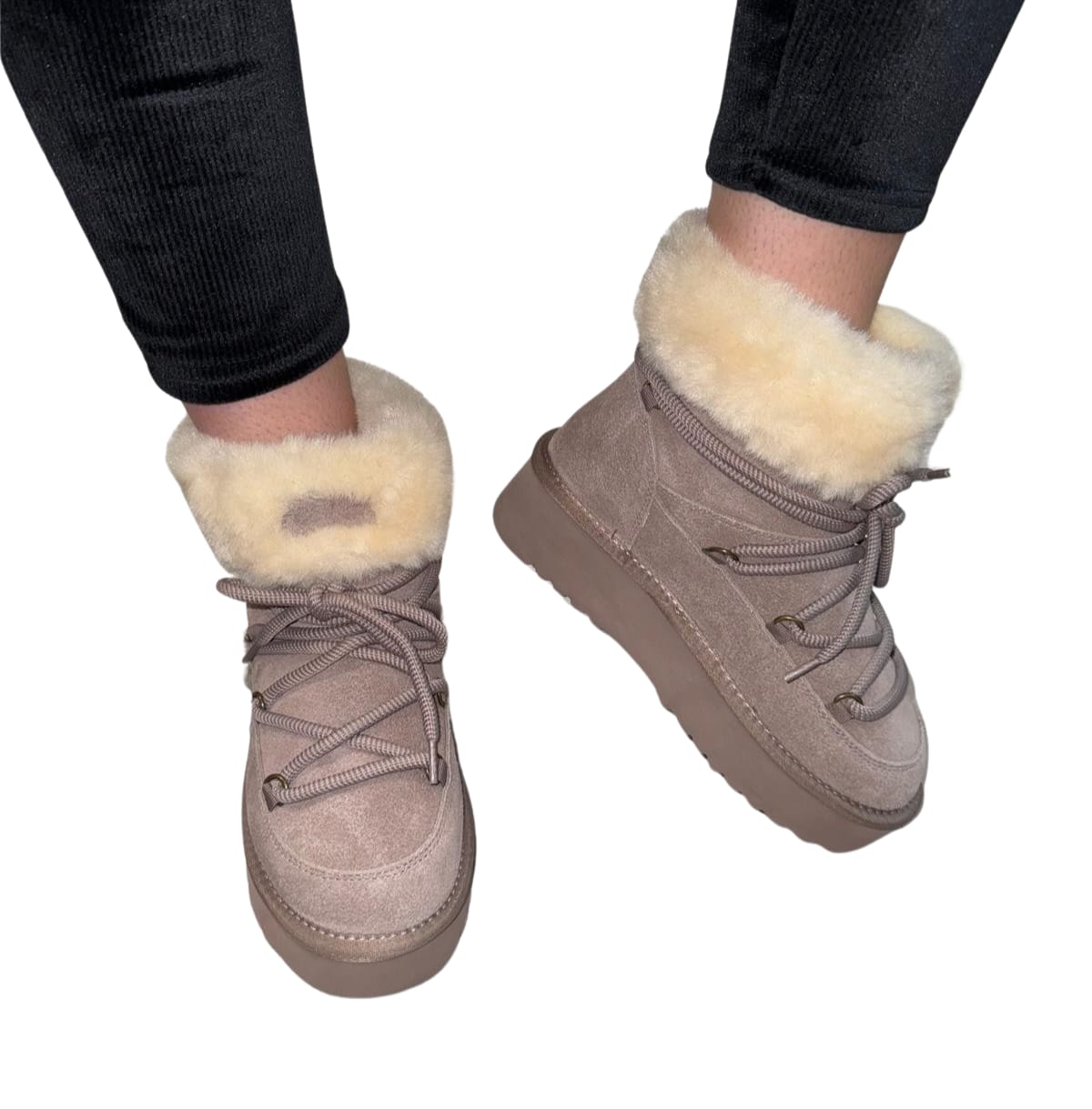 Ghete îmblănite damă bej taupe din piele întoarsă cu șiret și talpă groasă – 3/4 cm