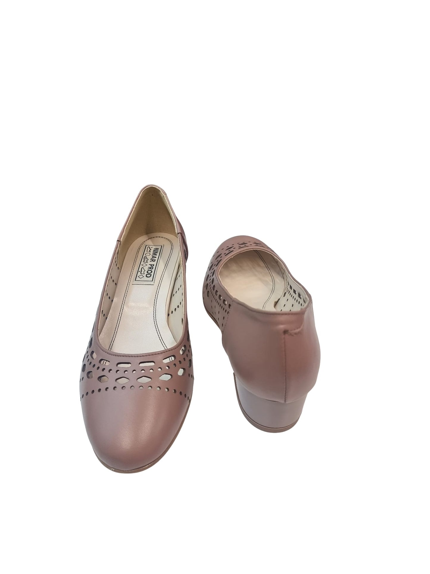 Pantofi damă bej perforați din piele naturală, toc gros 3 cm – Eleganță și confort